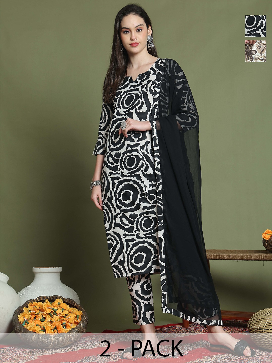 

KALINI Women Floral Printed Regular Kurti with Trousers & With Dupatta, Black