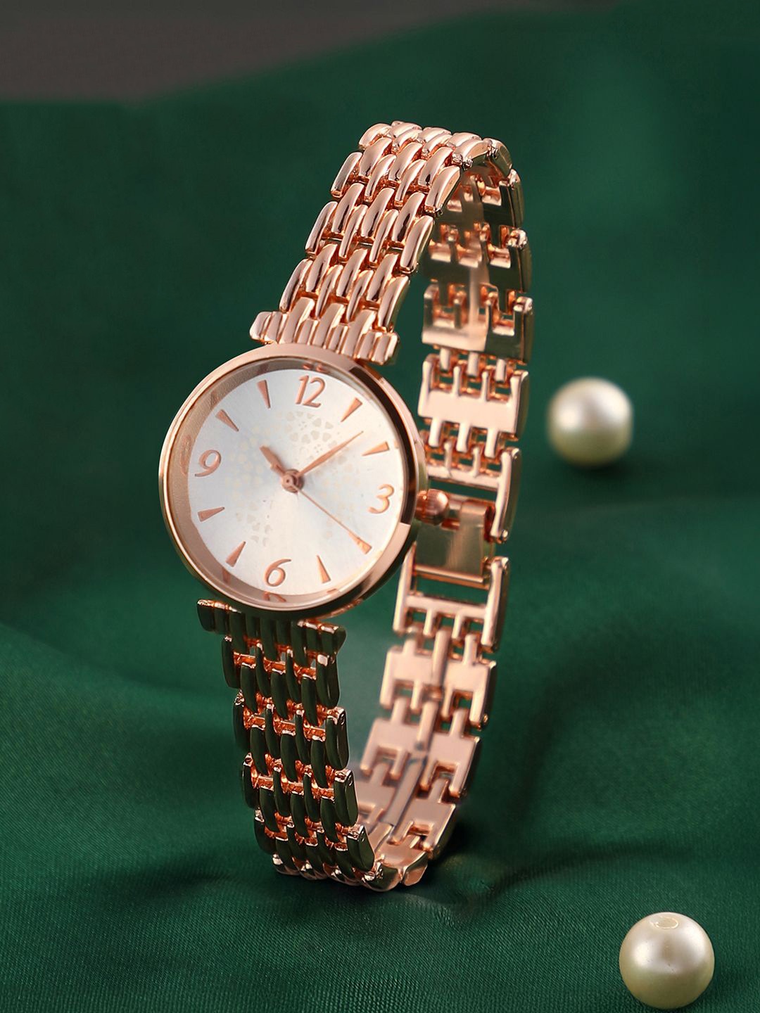

HAUTE SAUCE by Campus Sutra Women The No Round Watch Rose Gold SS25_HSWC1411