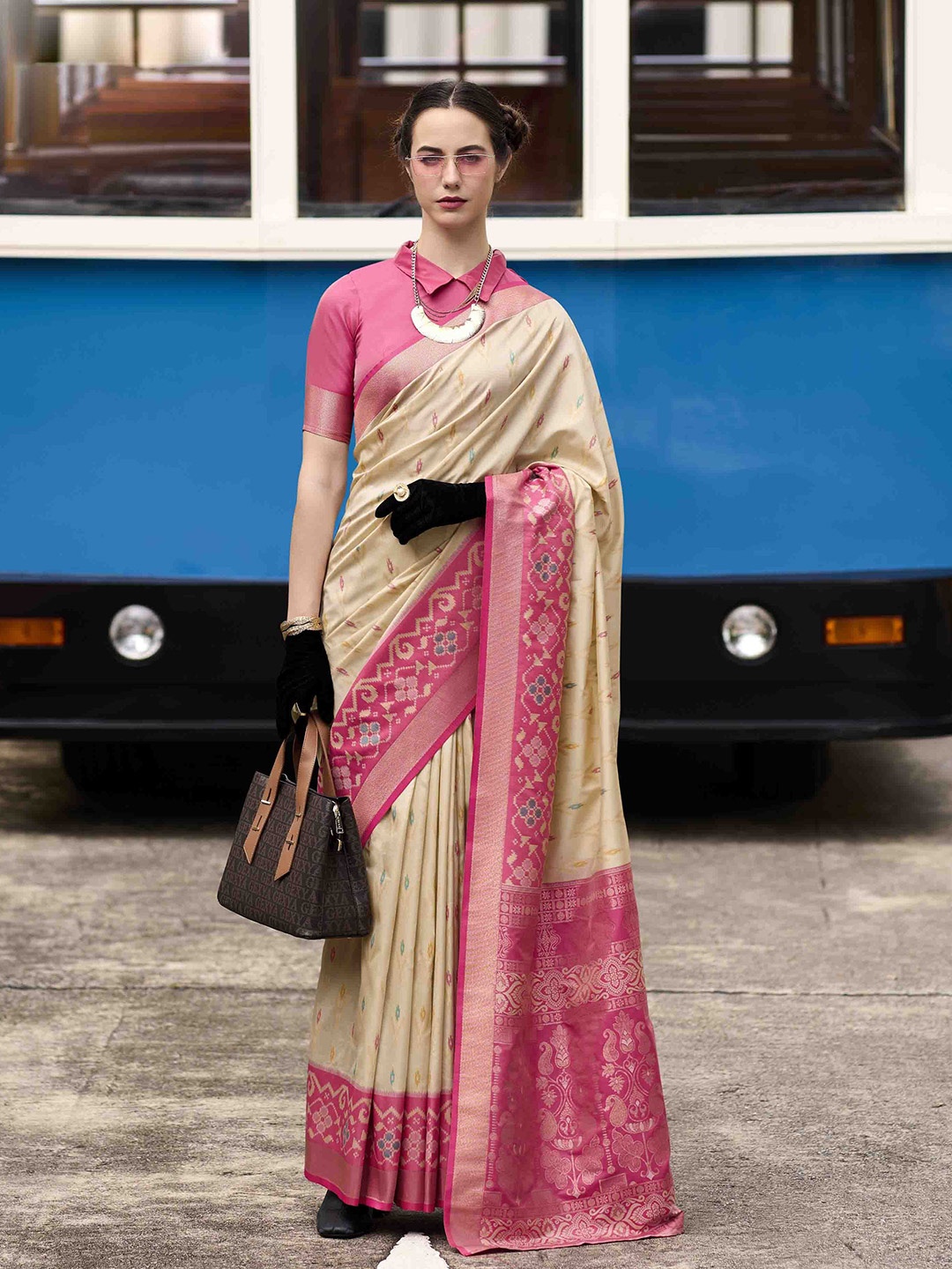

KIMISHA Woven Design Zari Silk Blend Handloom Saree, Beige