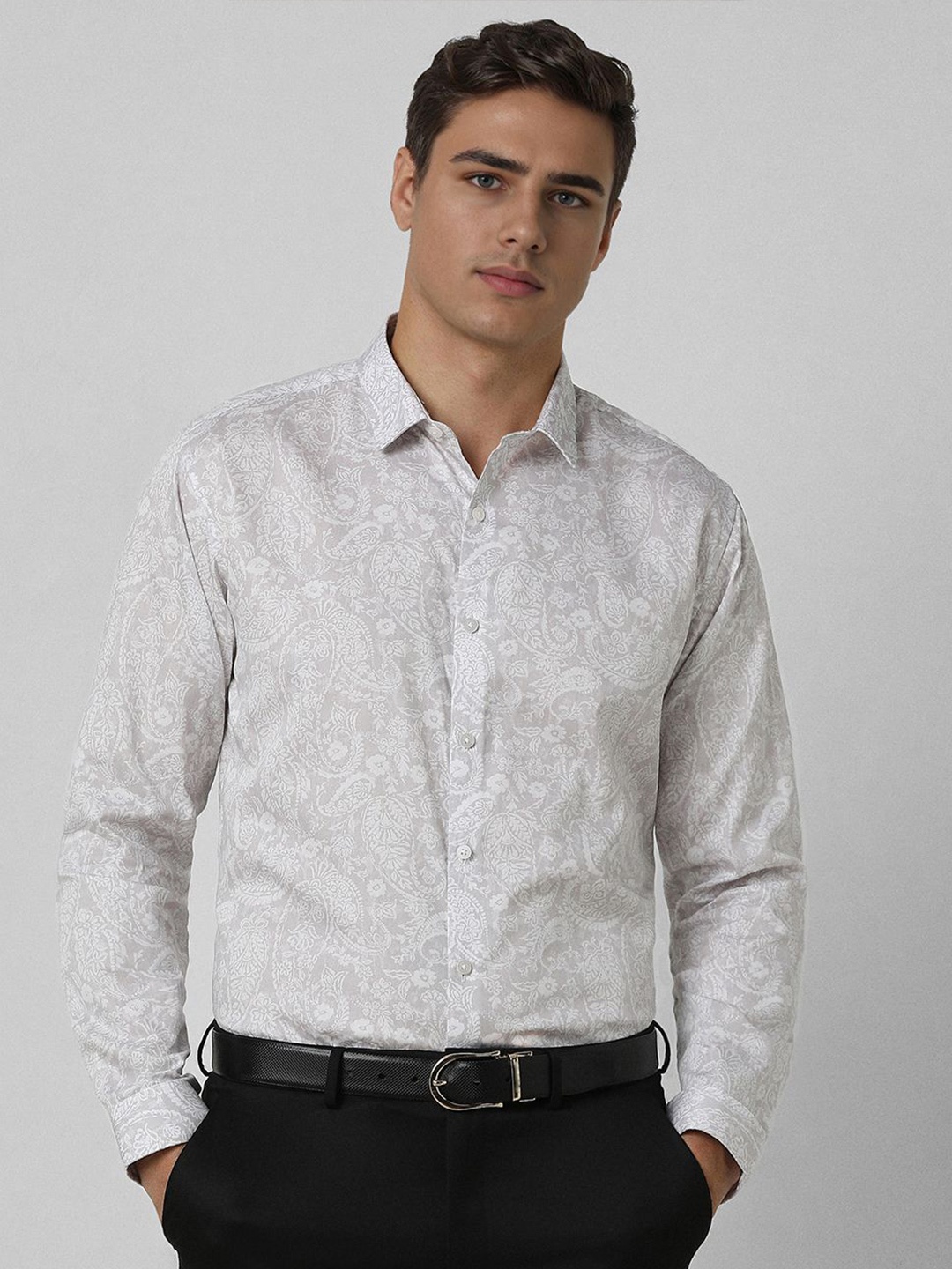 

V Dot Men Slim Fit Floral Opaque Printed Party Shirt, Grey