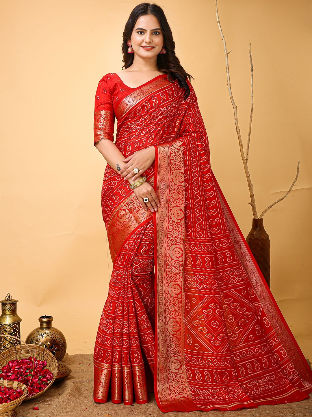 

V3 FASHION STUDIO Ethnic Motifs Zari Art Silk Saree, Red