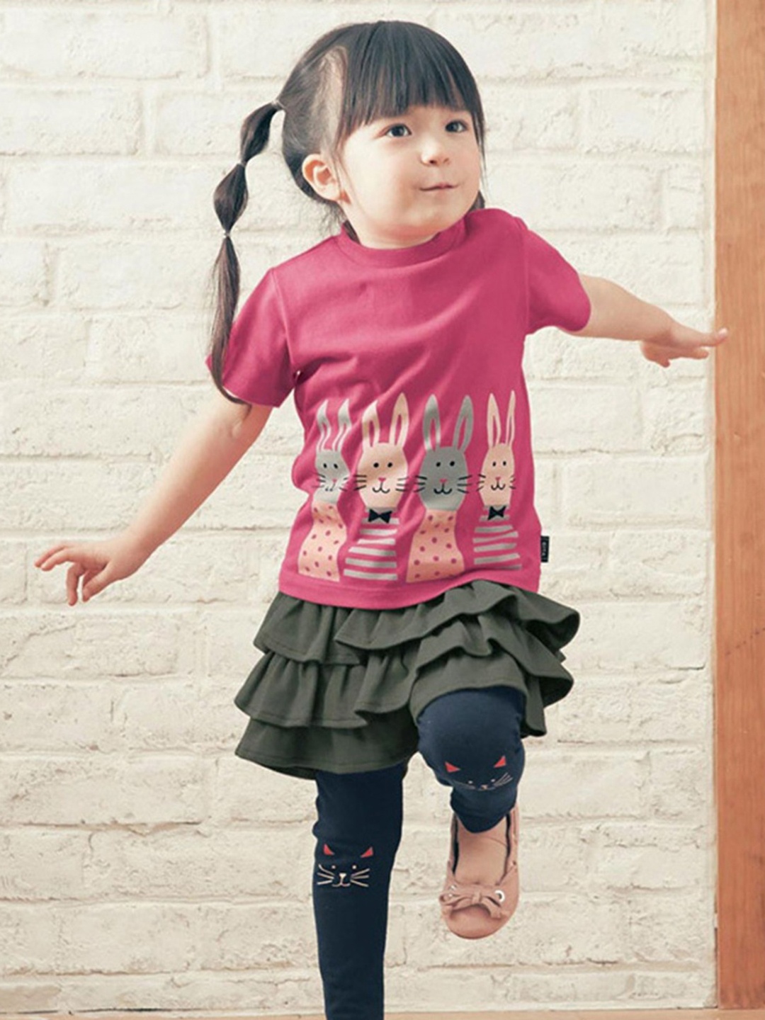 

LULU & SKY Girls Graphic Printed Round Neck Cotton T-shirt, Pink