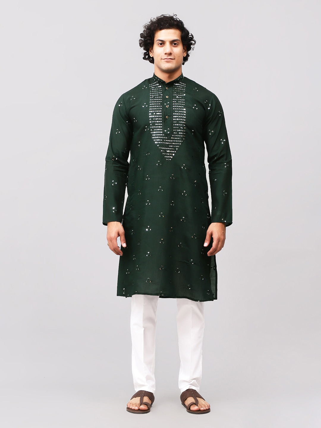 

BLUESAANCHI Men Ethnic Motifs Embroidered Regular Thread Work Kurta with Trousers, Green