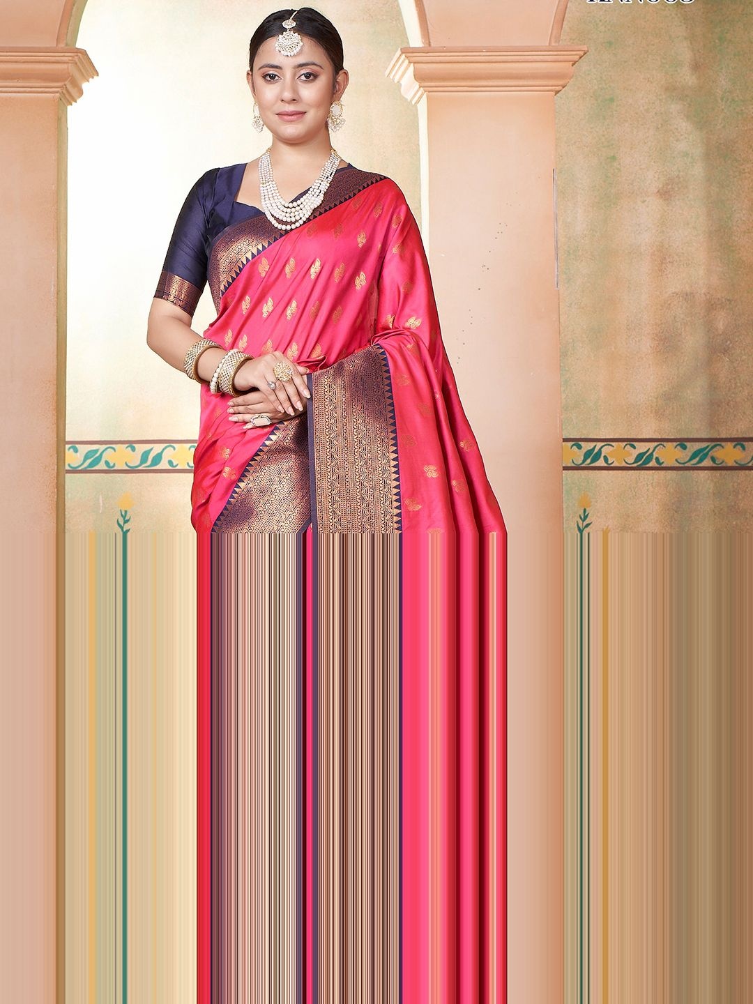 

DIVASTRI Woven Design Zari Silk Blend Kanjeevaram Saree, Pink