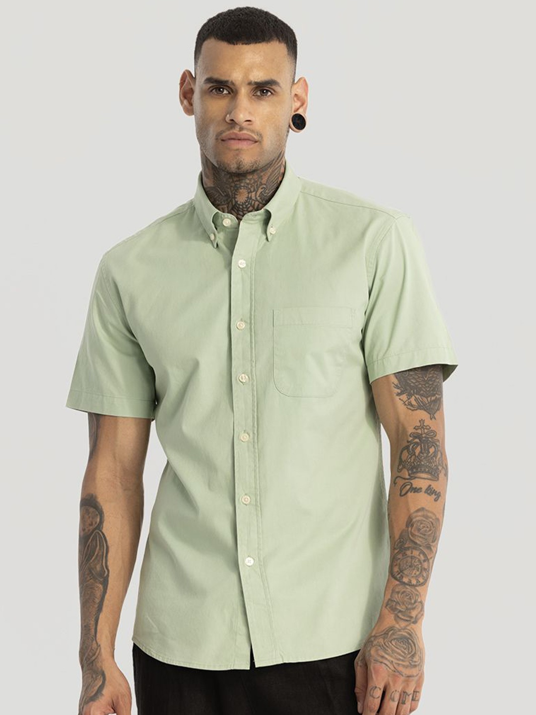 

Snitch Men Smart Slim Fit Opaque Casual Shirt, Green