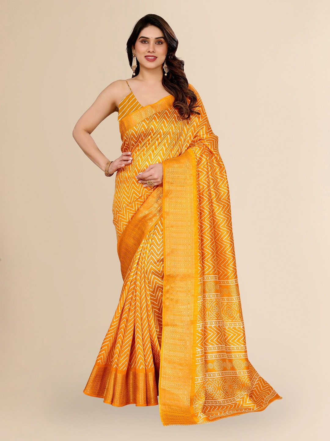 

Moda Rapido Ethnic Motifs Saree, Mustard
