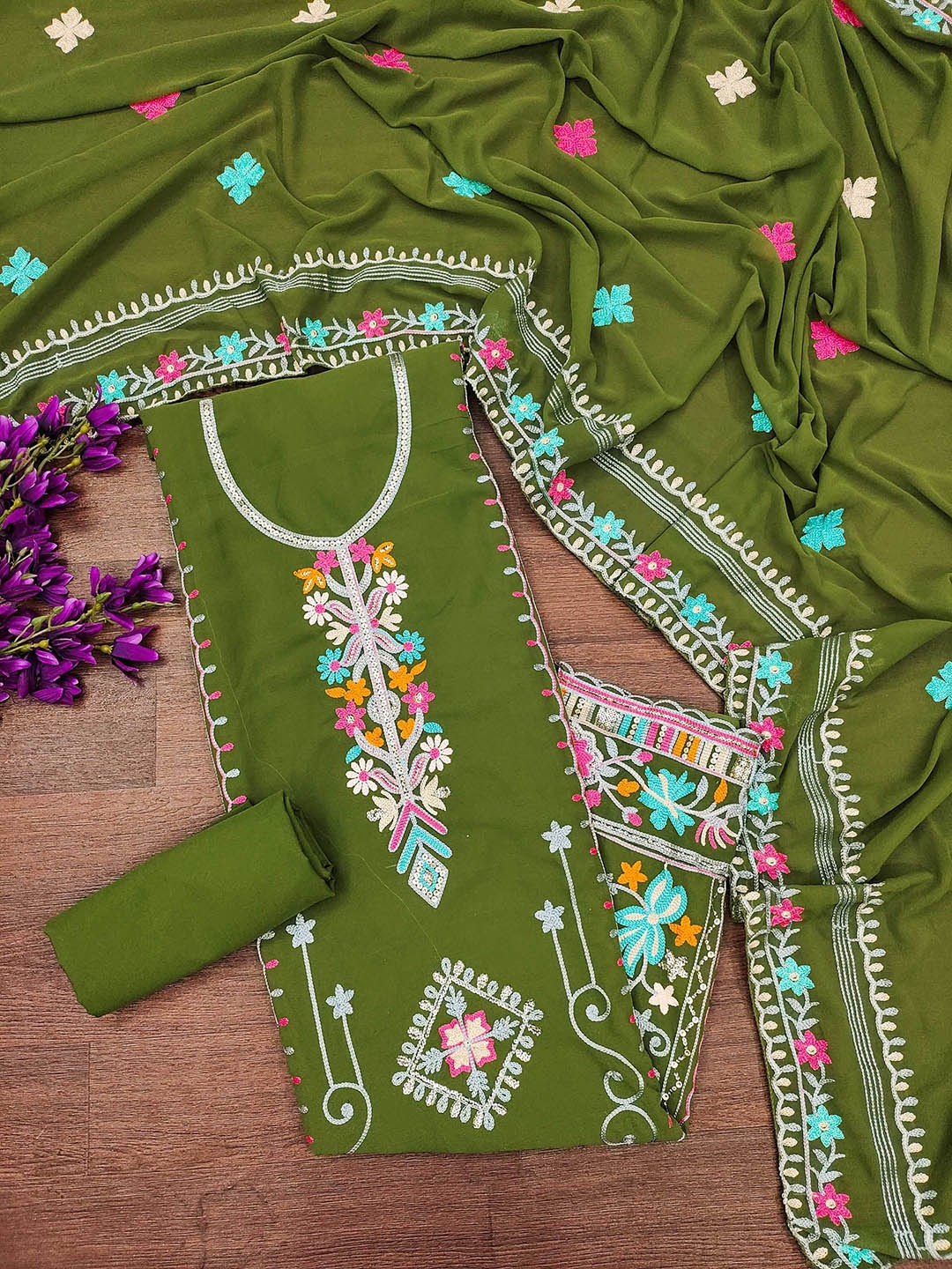 

SAINOOR Embroidered Silk Georgette Unstitched Dress Material, Green