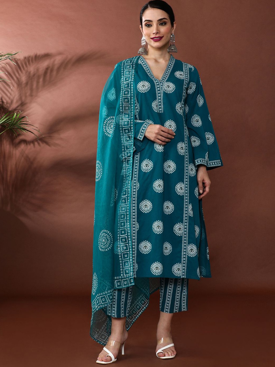 

Anouk Floral Printed Pure Cotton Straight Kurta With Trousers & Dupatta, Blue