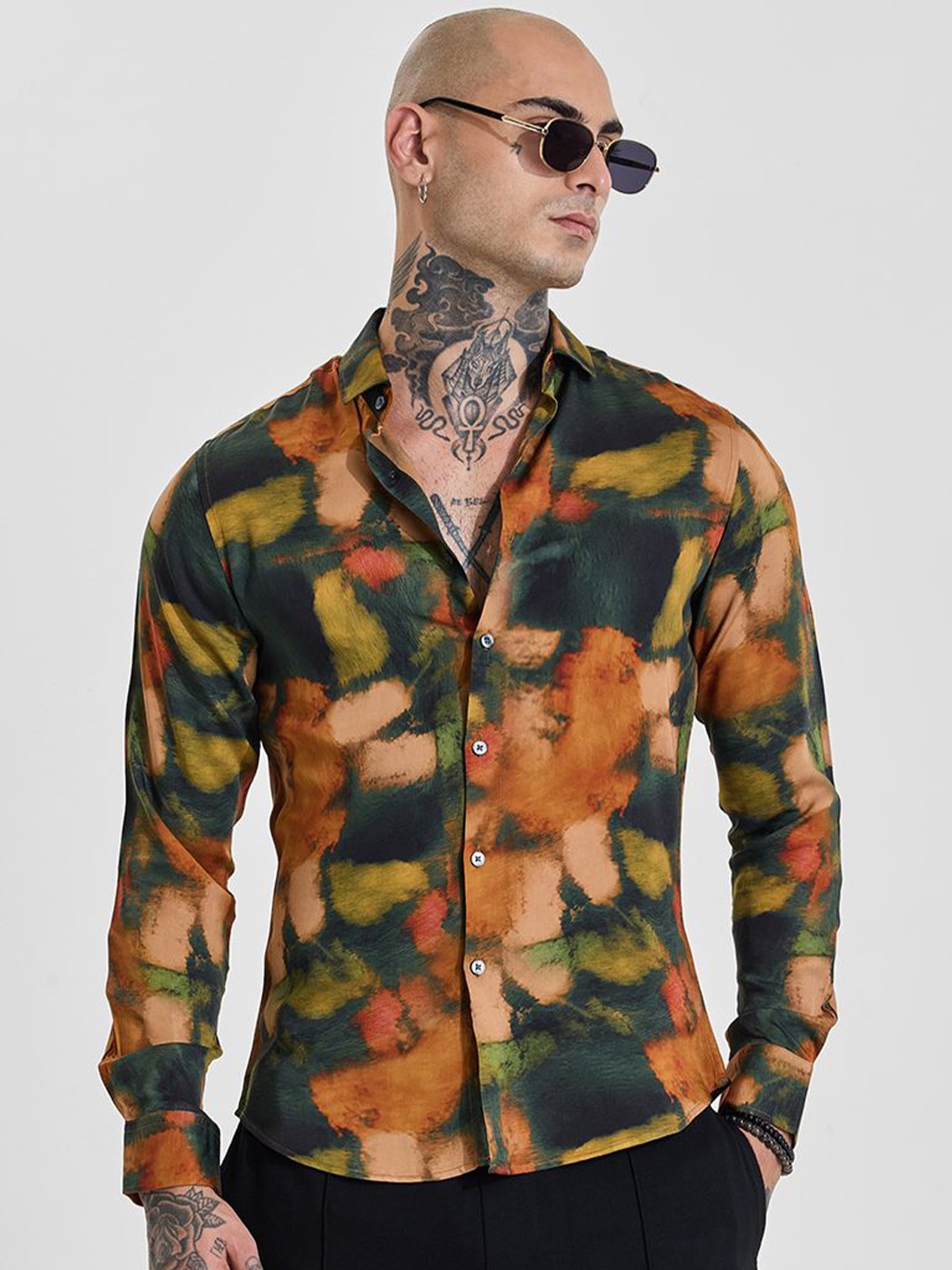 

Snitch Men Slim Fit Opaque Printed Casual Shirt, Green