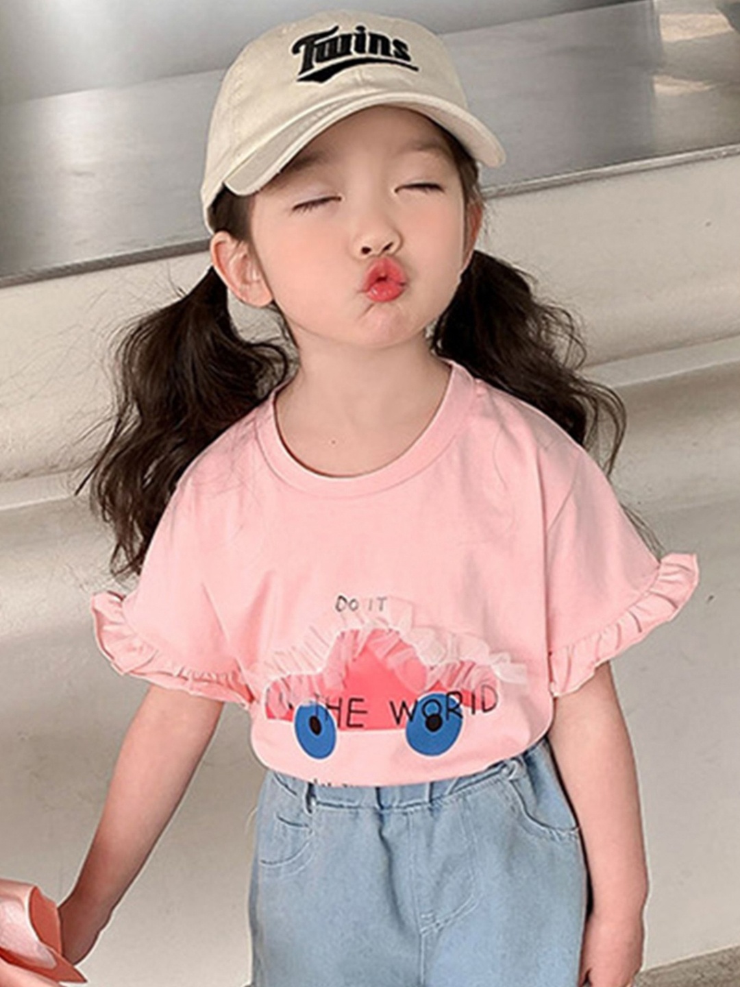 

LULU & SKY Girls Printed Applique T-shirt, Pink