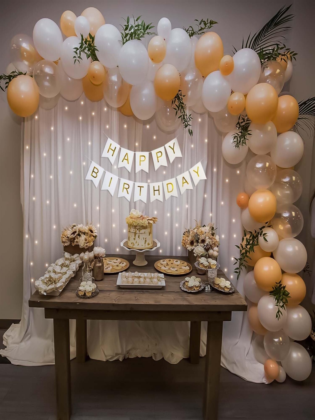

Special You Peach & White Patterned Festive Decor set