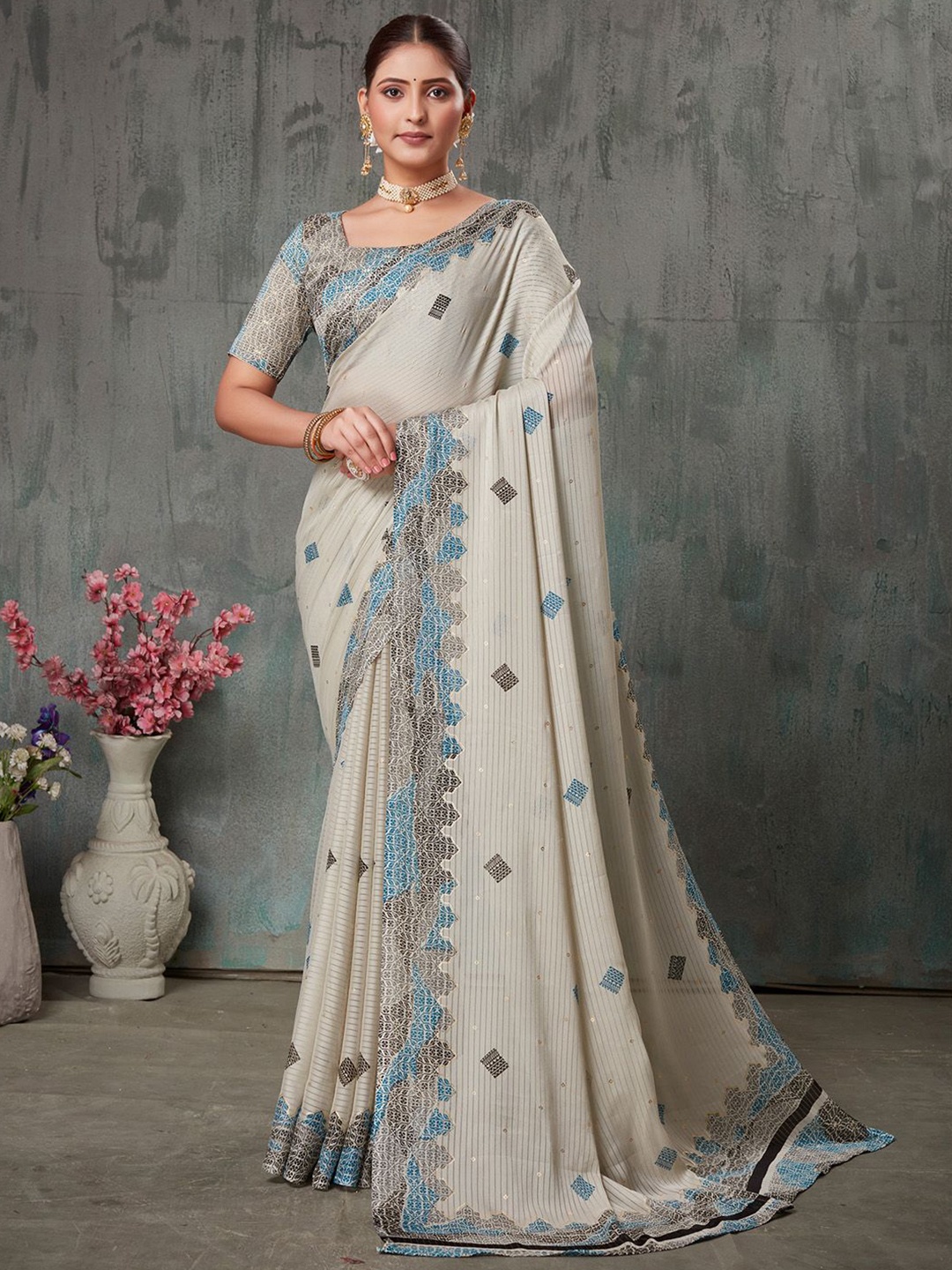 

Mitera Striped Poly Chiffon Block Print Saree, Off white