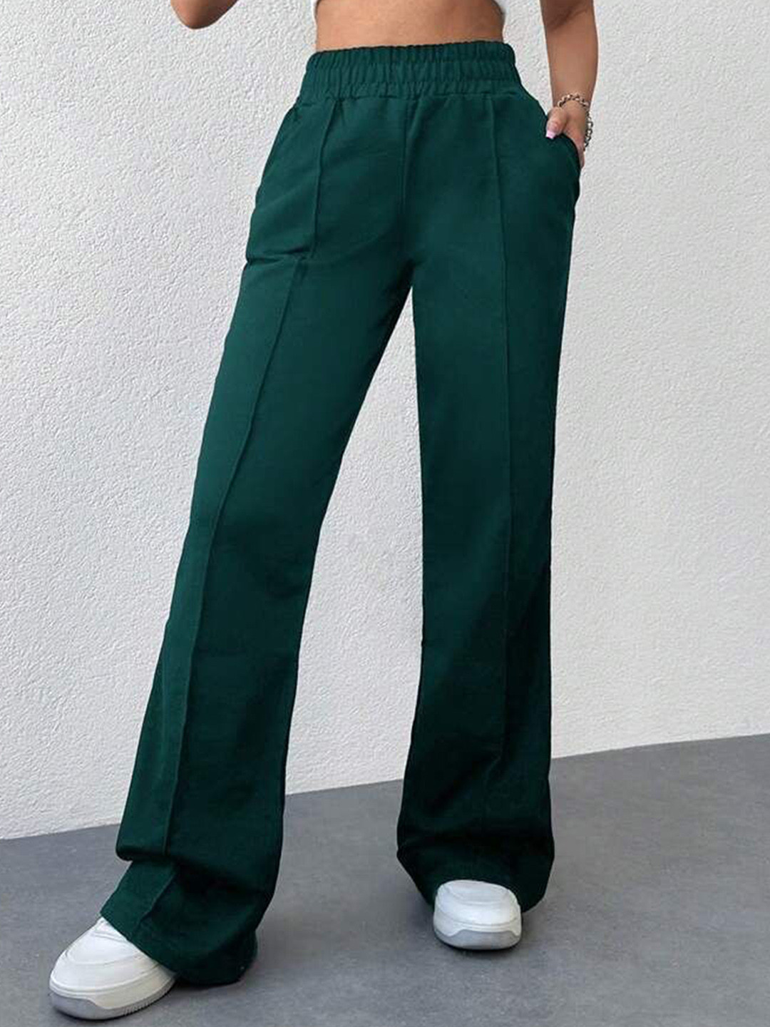 

The Roadster Lifestyle Co Women High-Rise Loose-Fit Track Pant, Green