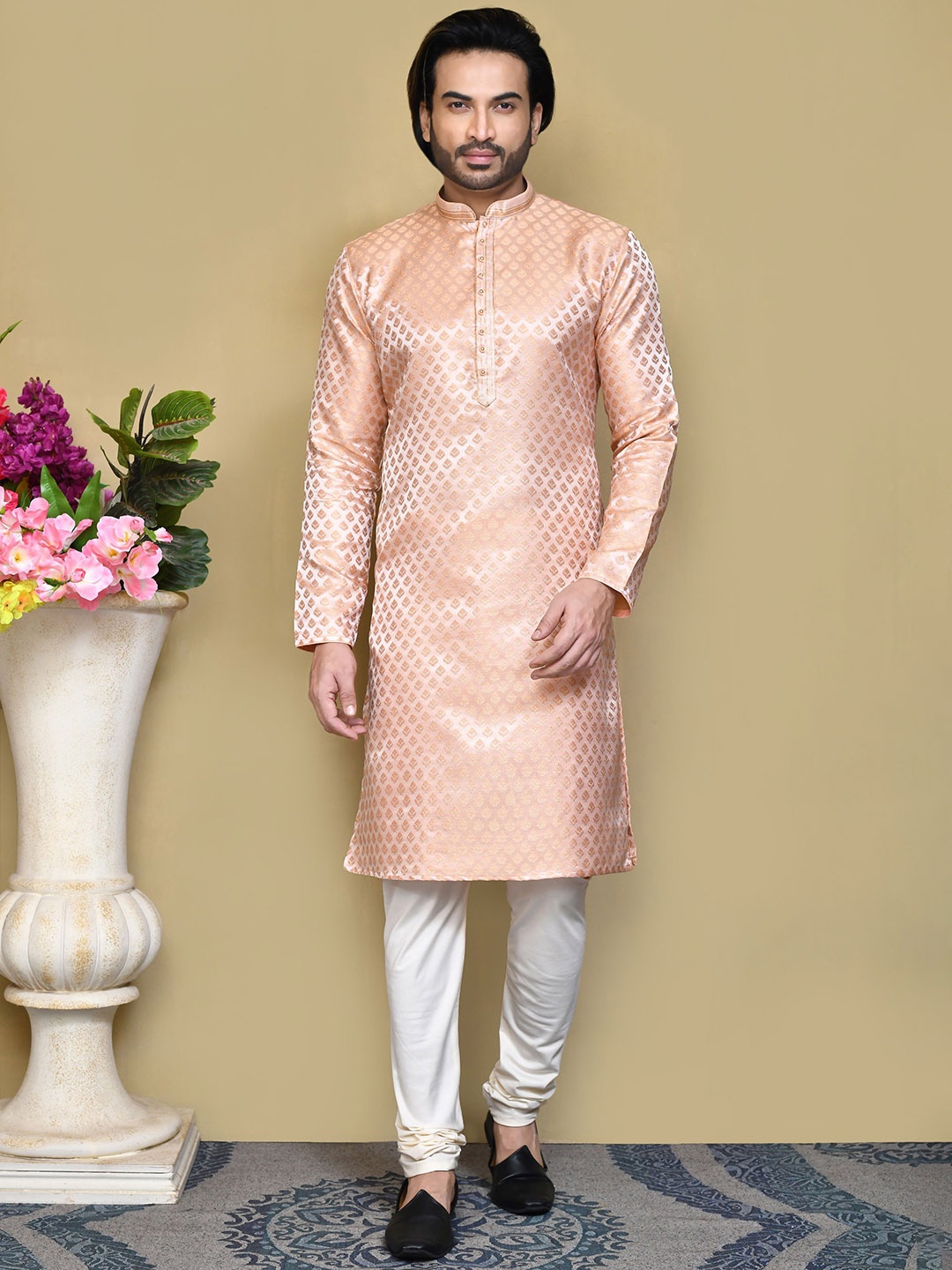 

RANAK Men Regular Kurta with Pyjamas, Rust
