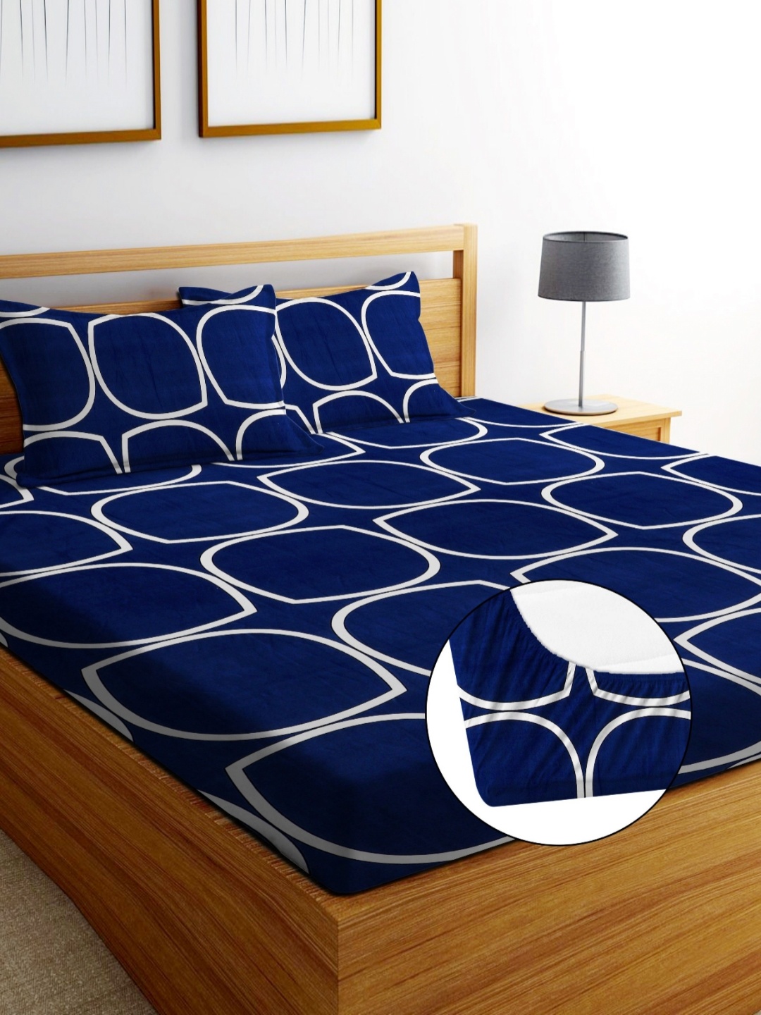 

EXFAB Blue & White Geometric King Bedsheet with 2 Pillow Covers