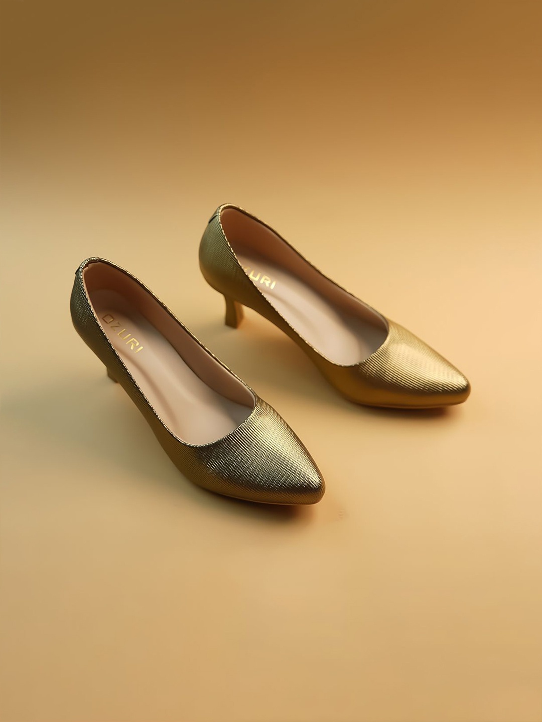 

Ozuri Textured Party Kitten Pumps, Copper