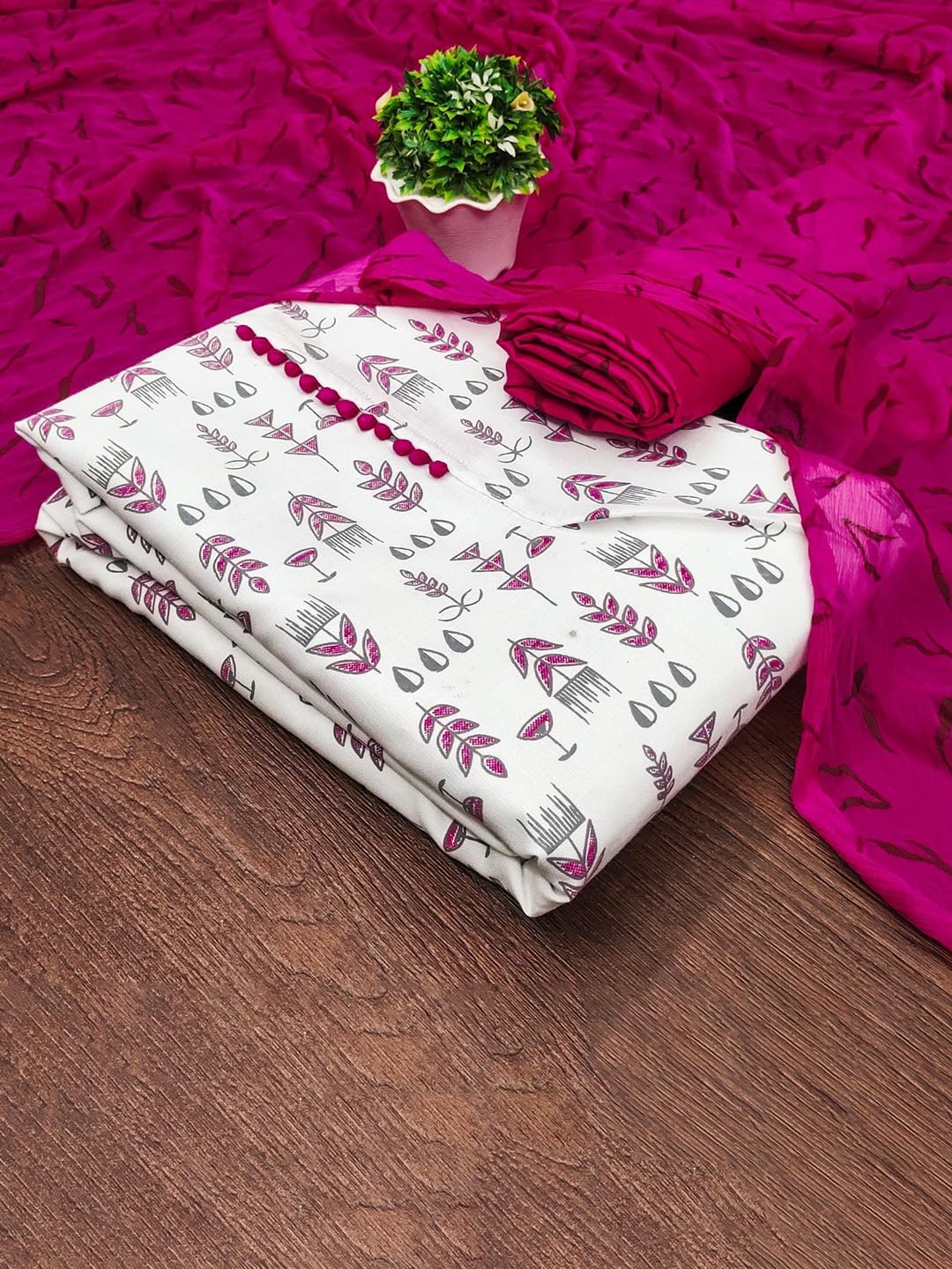 

Rangtulika Floral Printed Cotton Unstitched Dress Material, Pink