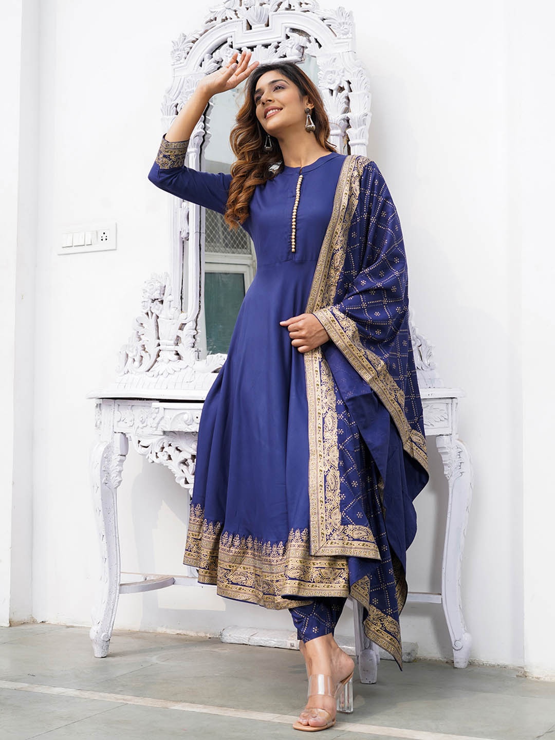 

KALINI Women Floral Printed Regular Kurta with Palazzos & With Dupatta, Blue