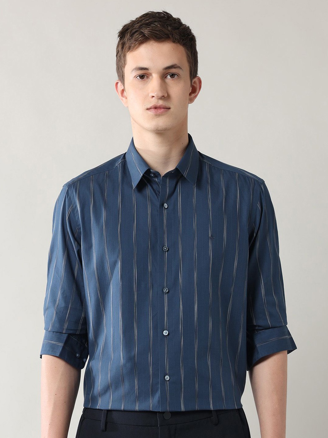 

Arrow New York Men Slim Fit Opaque Striped Formal Shirt, Green