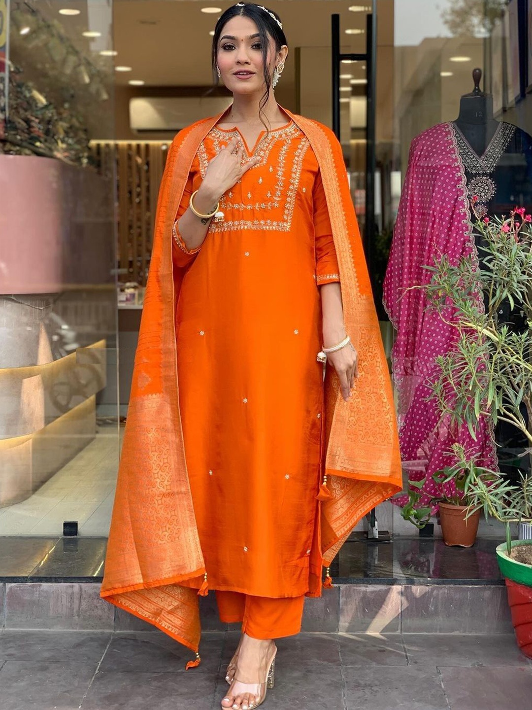 

VIRENDRA TEXTILES Women Embroidered Regular Pure Cotton Kurti with Palazzos & With Dupatta, Orange