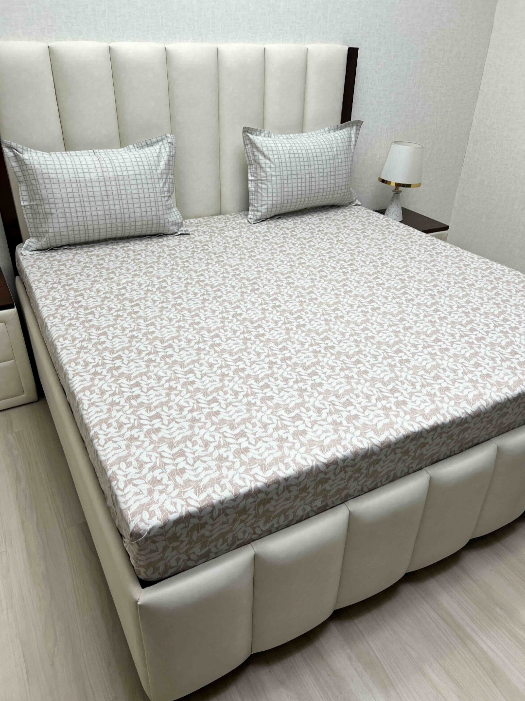 

Pure Decor Lifestyle White Printed Pure Cotton 350 TC King Bedsheet Set 2.74m x 2.74m