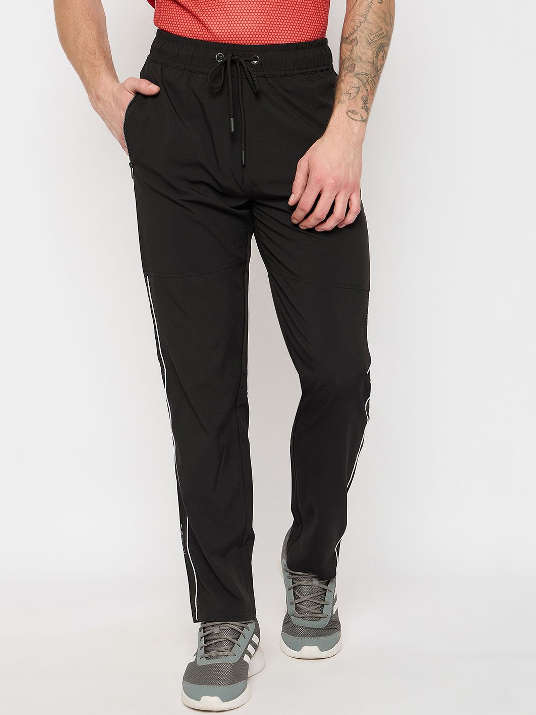 

Duke Men Mid Rise Track Pant, Black