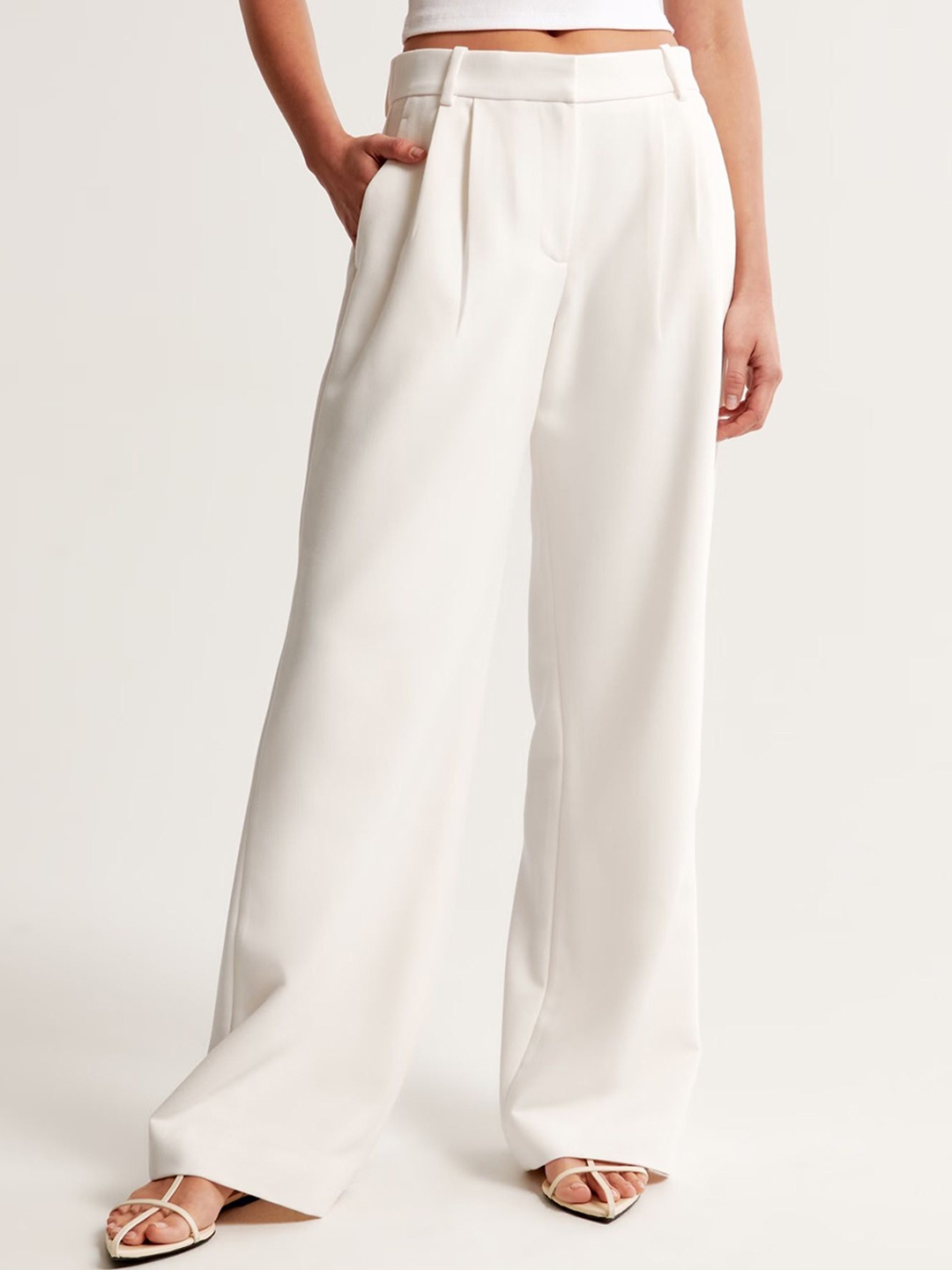 

FNOCKS Women Comfort Flared High-Rise Pleated Regular Trousers, White