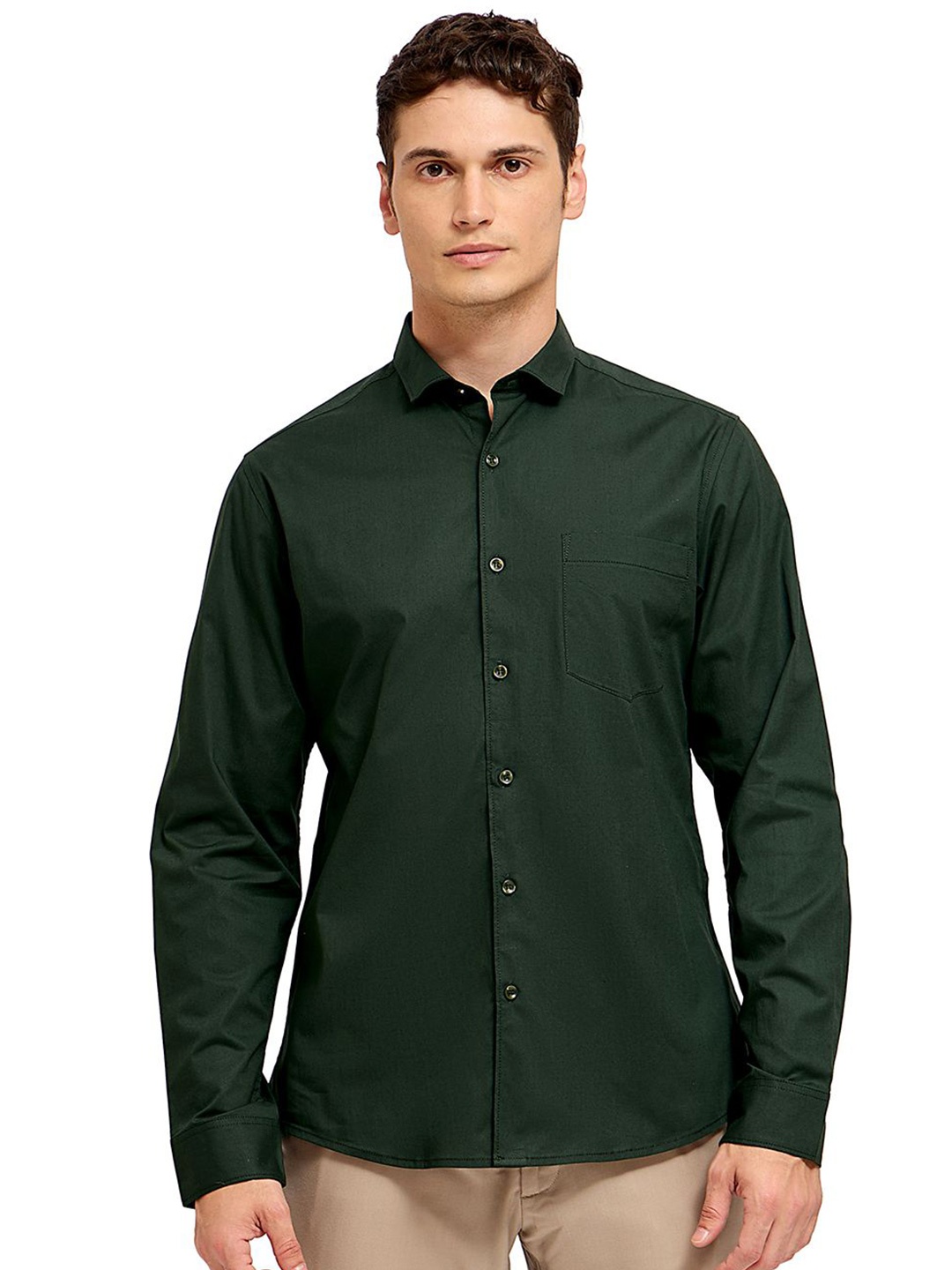 

Mast & Harbour Men Comfort Opaque Casual Shirt, Green