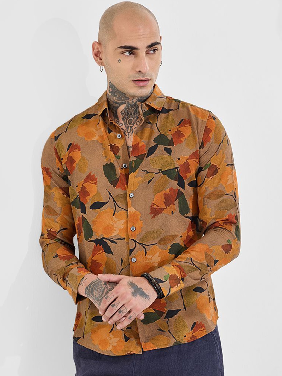 

Snitch Men Slim Fit Opaque Printed Casual Shirt, Brown