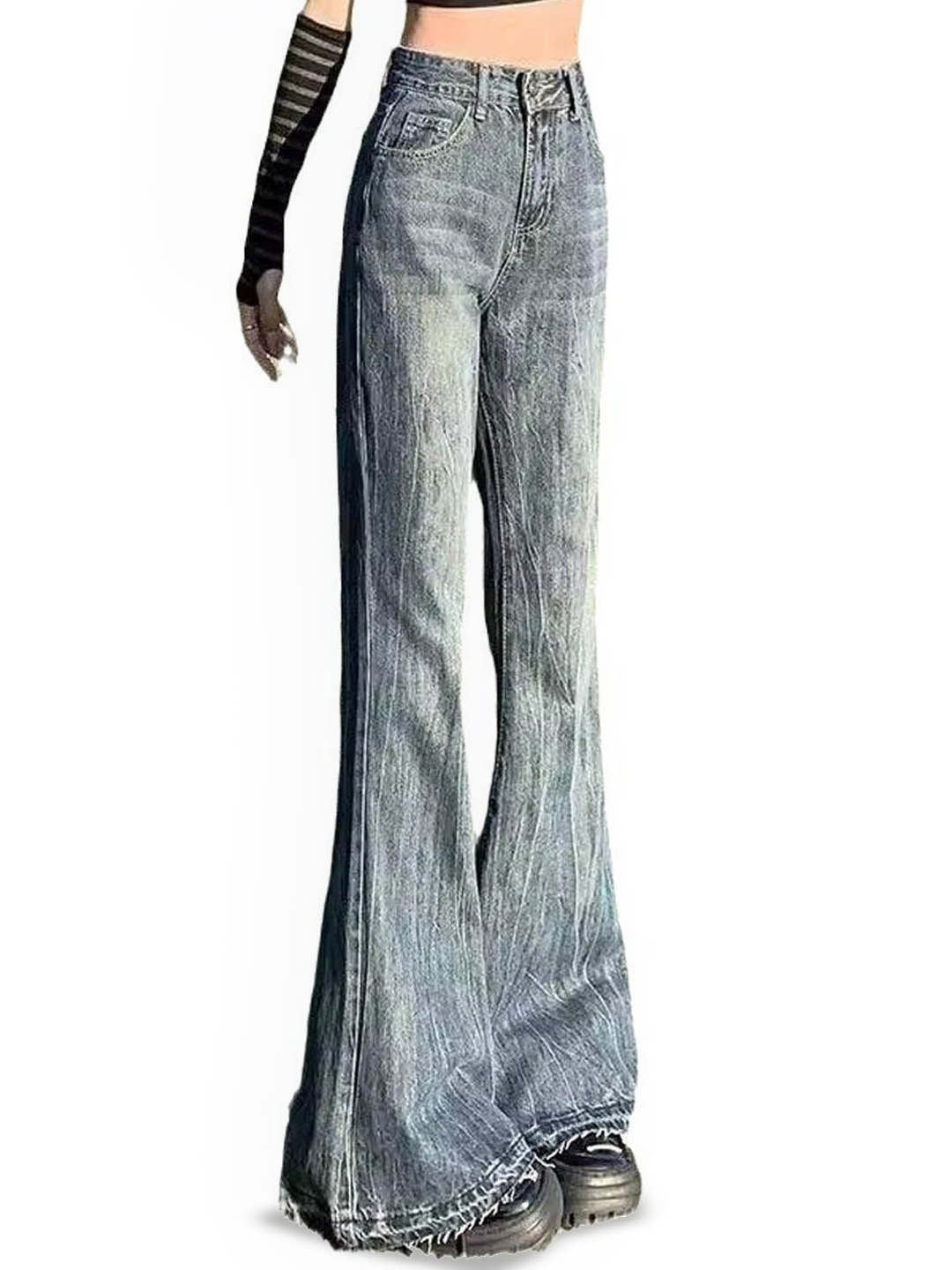 

StyleCast Women Low Distress Jeans, Grey