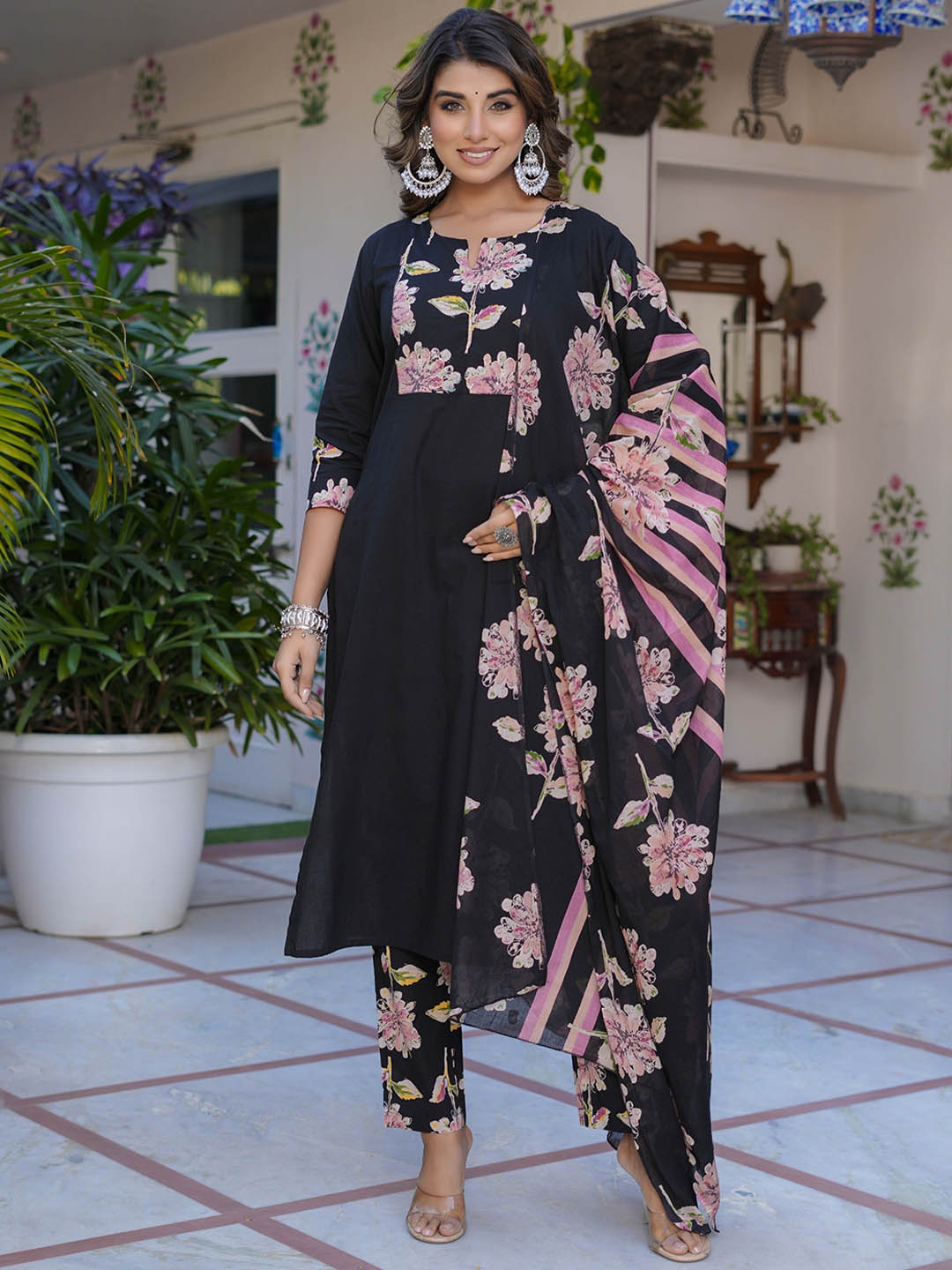 

SIGNORIA Floral Printed Sequinned Notch Neck Kurta With Trousers & Dupatta, Black