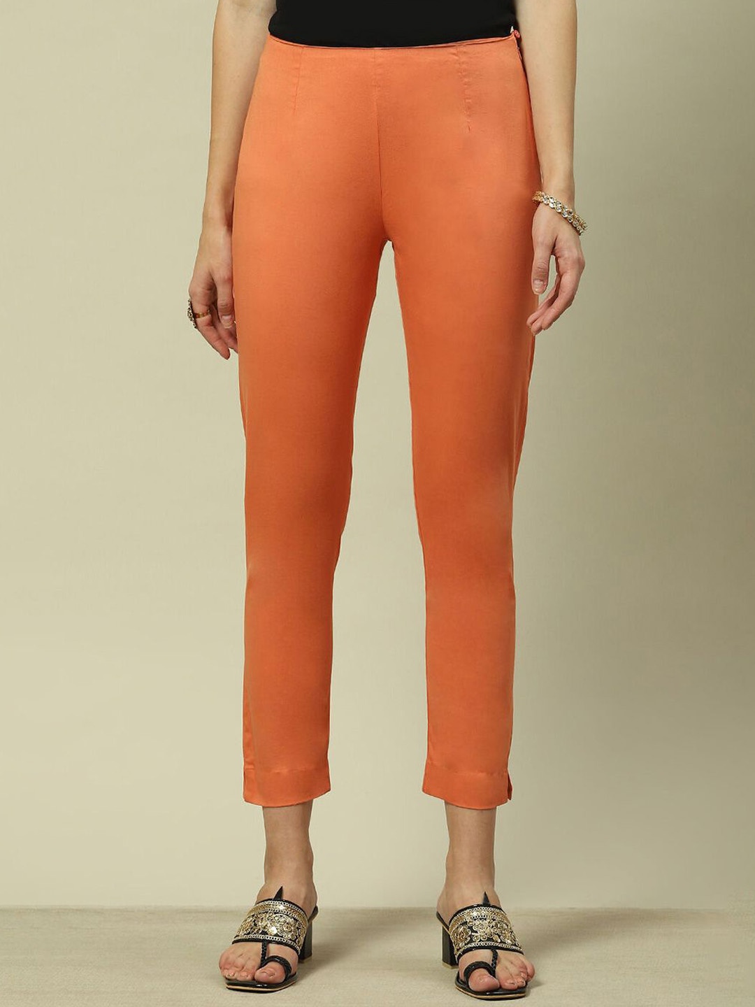

Rangriti Women Comfort Low-Rise Pleated Trousers, Peach
