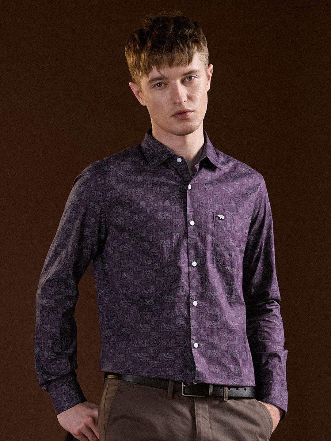 

THE BEAR HOUSE Men Tailored Fit Opaque Printed Formal Shirt, Purple