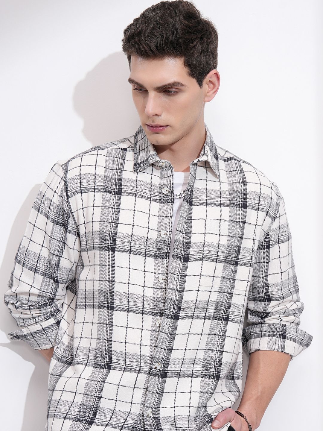 

HIGHLANDER Men Opaque Checked Casual Shirt, Off white