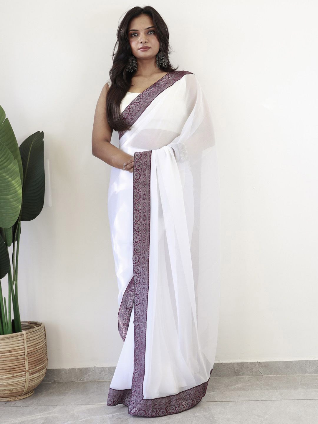

Anouk Rustic Poly Georgette Ready to Wear Saree, White