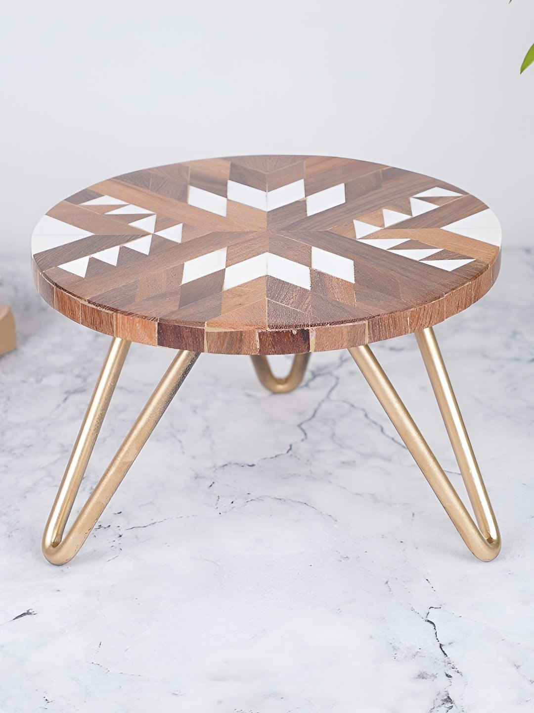 

Indianshelf Brown & White Printed Wooden Easy to Clean Cake Stand