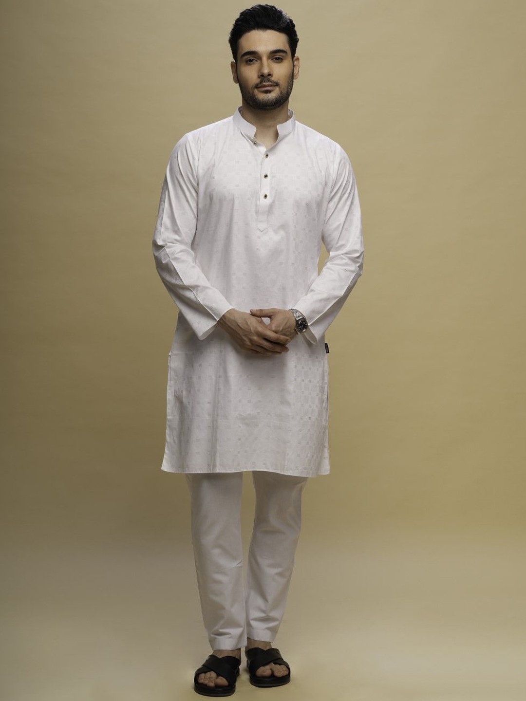 

MASHROO Mandarin Collar Straight Cotton Kurta, White