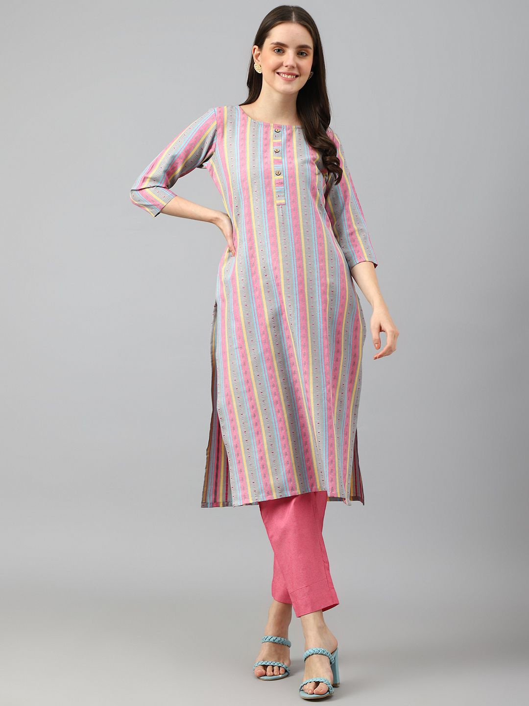 

HRITIKA Striped Round Neck Three-Quarter Sleeves Straight Kurta With Trouser, Blue