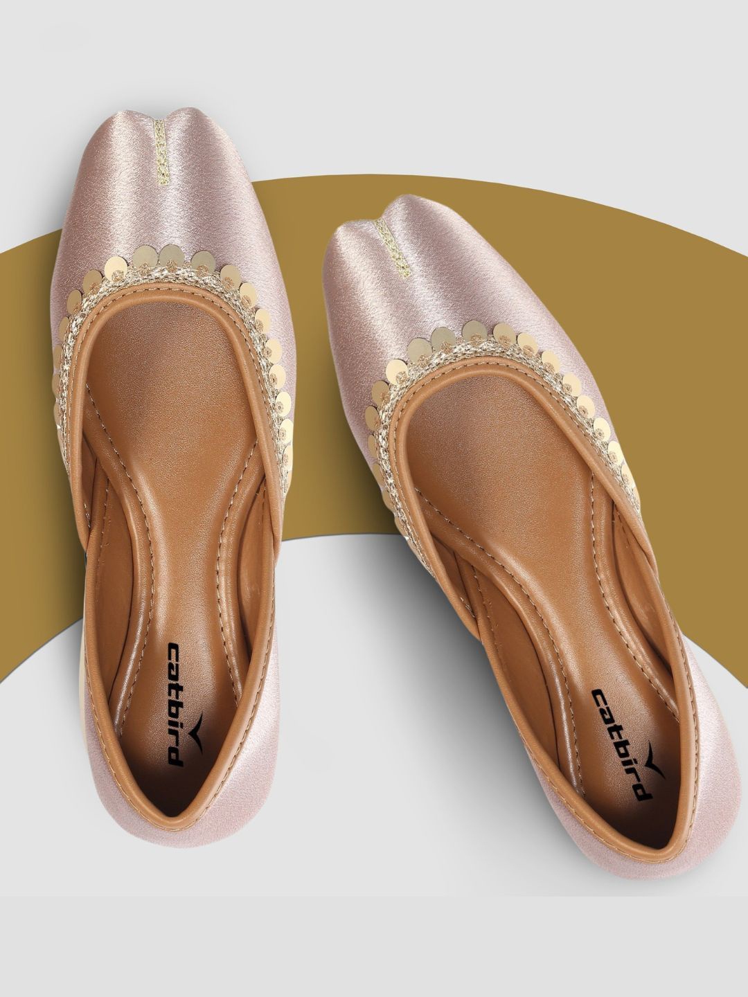 

CATBIRD Women Ethnic Mojaris with Embroidered Flats, Pink