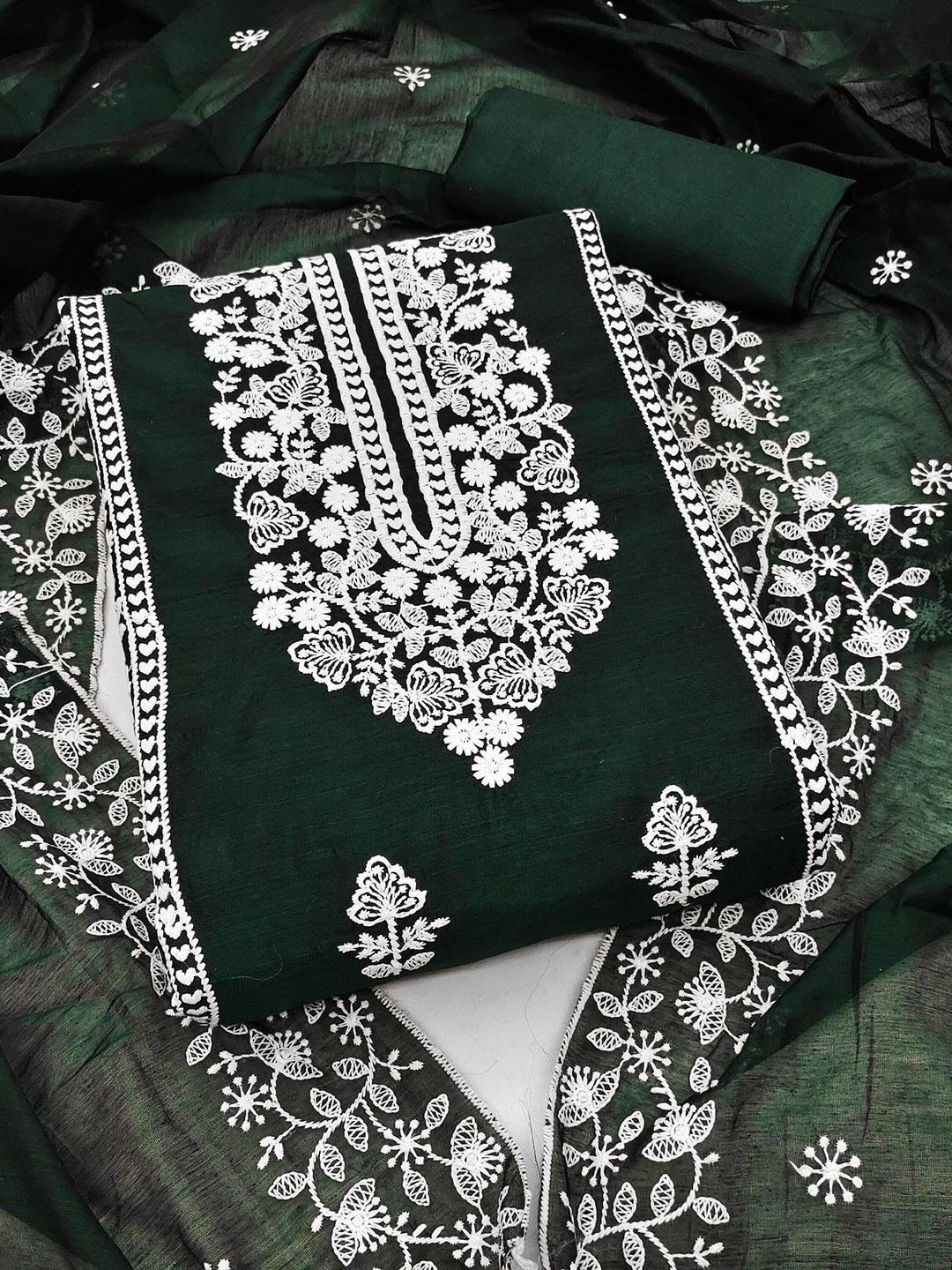 

Rangtulika Floral Embroidered Unstitched Dress Material, Green