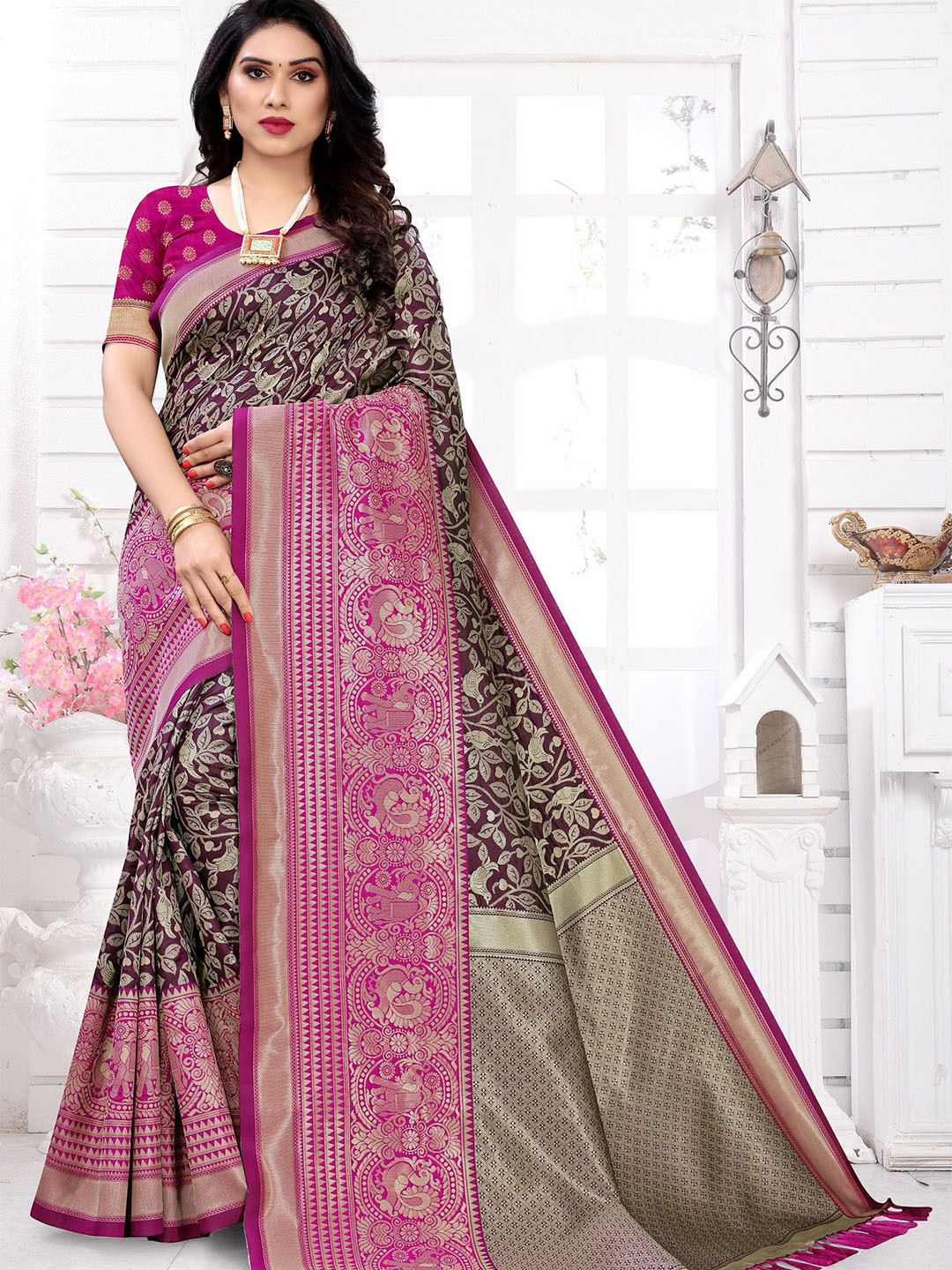 

DIVASTRI Woven Design Zari Art Silk Banarasi Saree, Purple