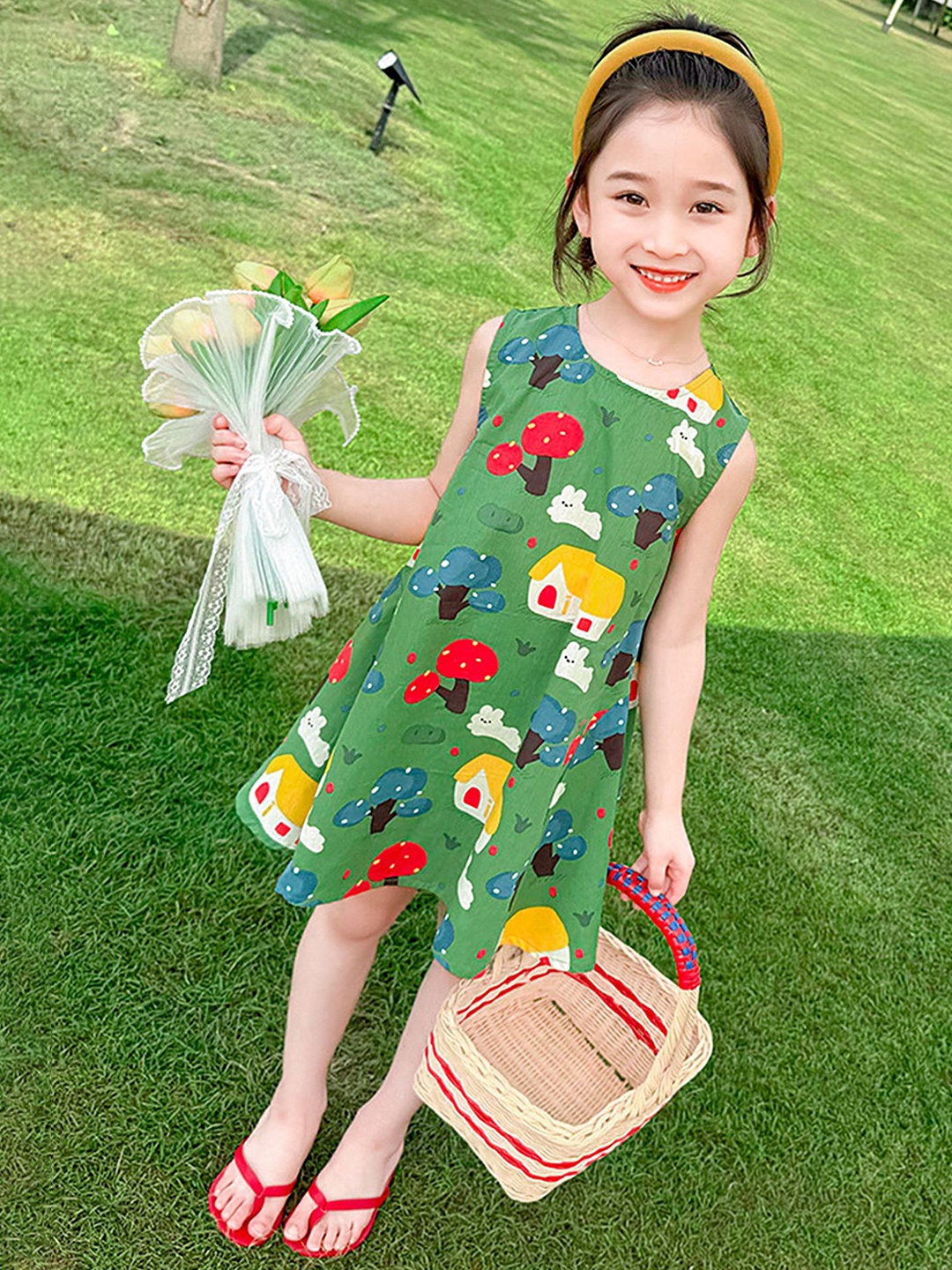 

LULU & SKY Floral Print Fit & Flare Dress, Green