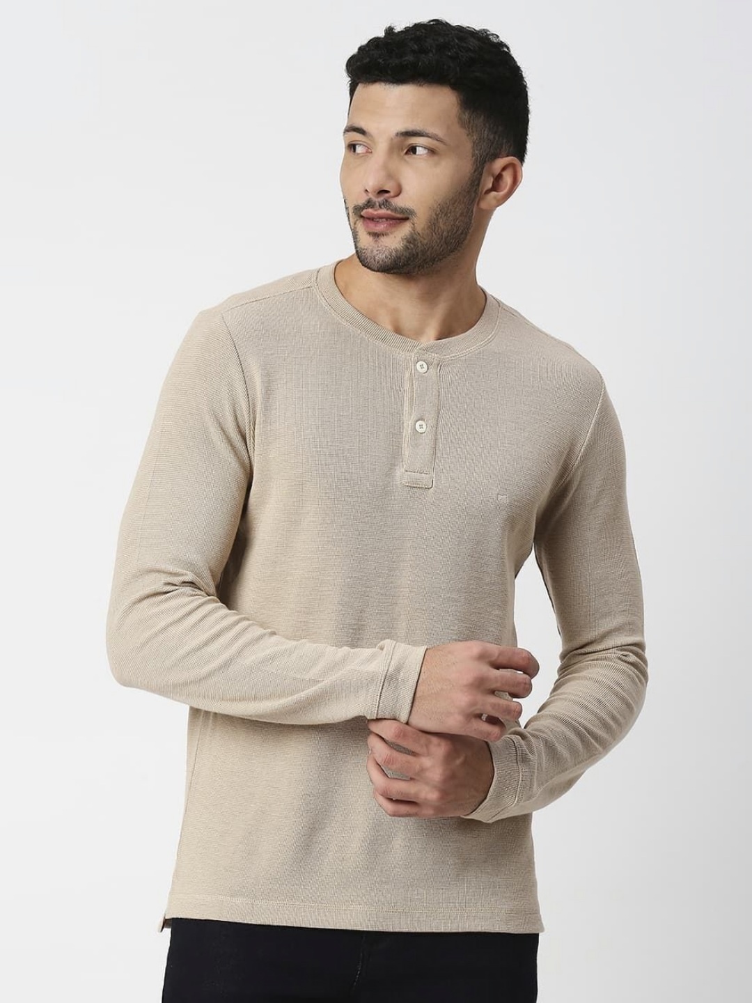 

Basics Men Henley Neck Drop-Shoulder Sleeves Pockets Slim Fit T-shirt, Cream