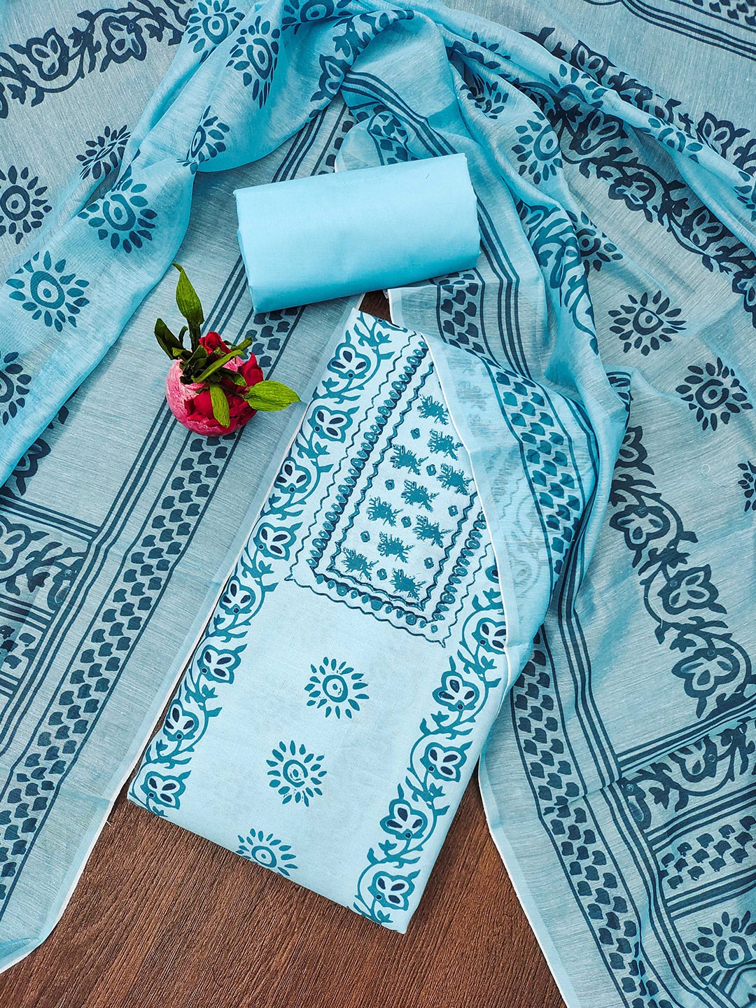 

SAINOOR Floral Printed Slub Cotton Unstitched Dress Material, Blue