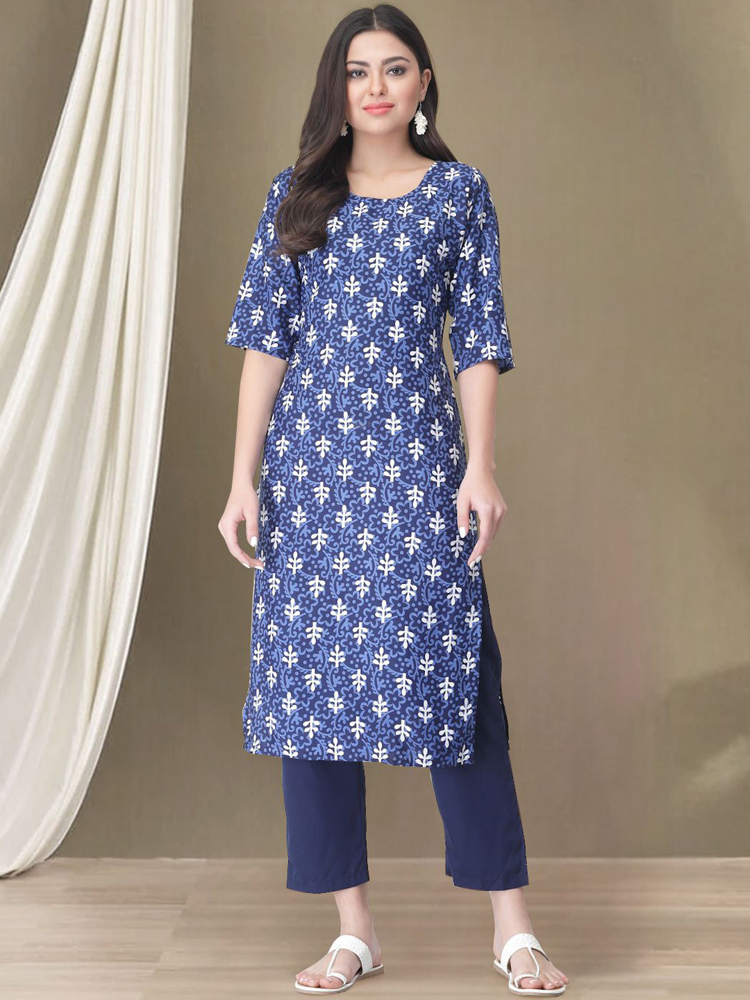 

Moda Rapido Ethnic Motifs Printed Straight Kurta with Trouser, Blue