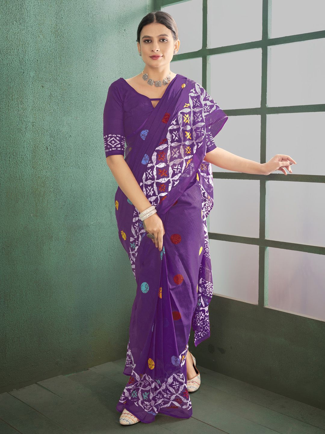 

Mitera Ethnic Motifs Block Print Saree, Purple
