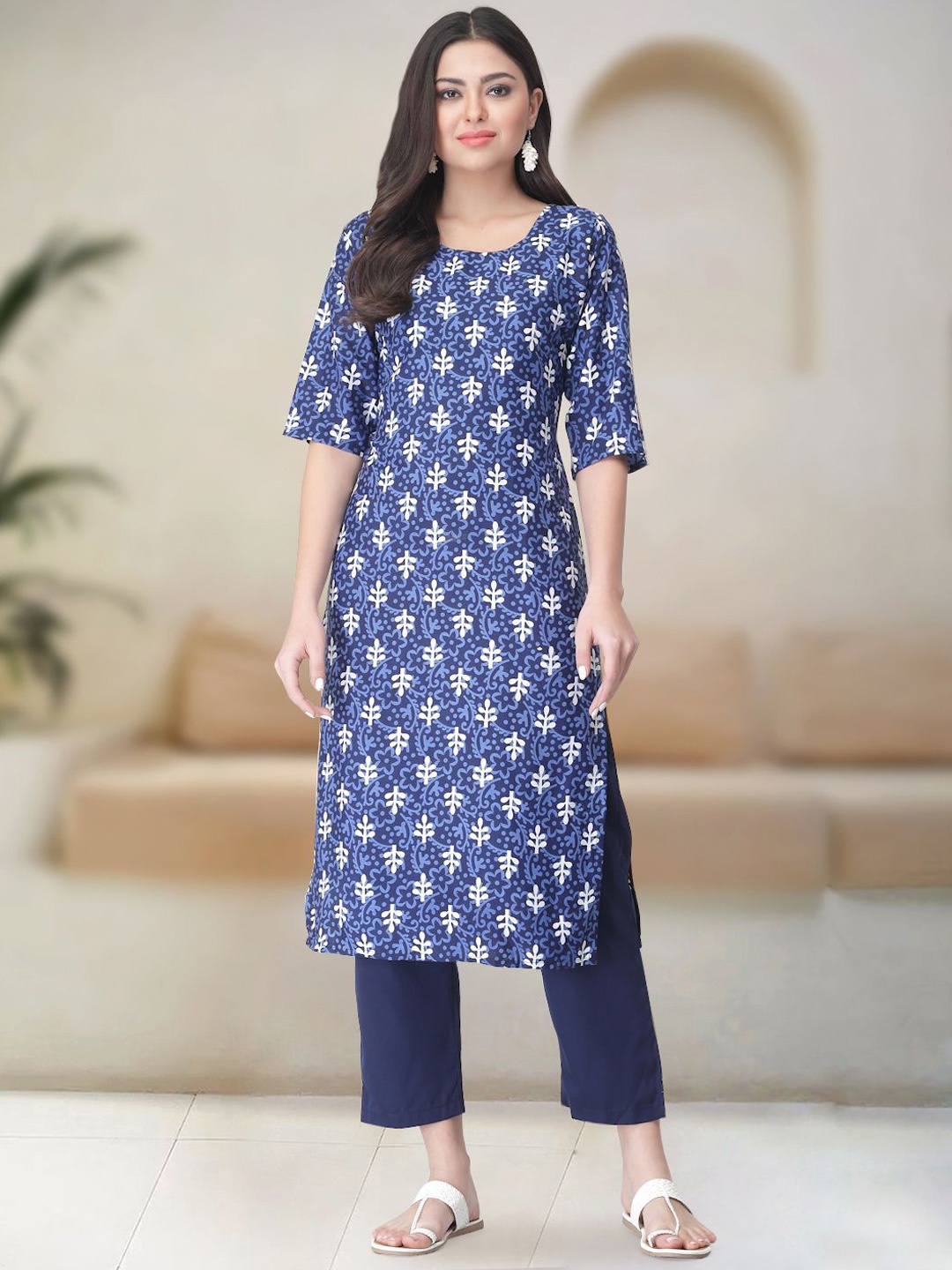 

Moda Rapido Floral Printed Straight Kurta With Trousers & Dupatta, Blue