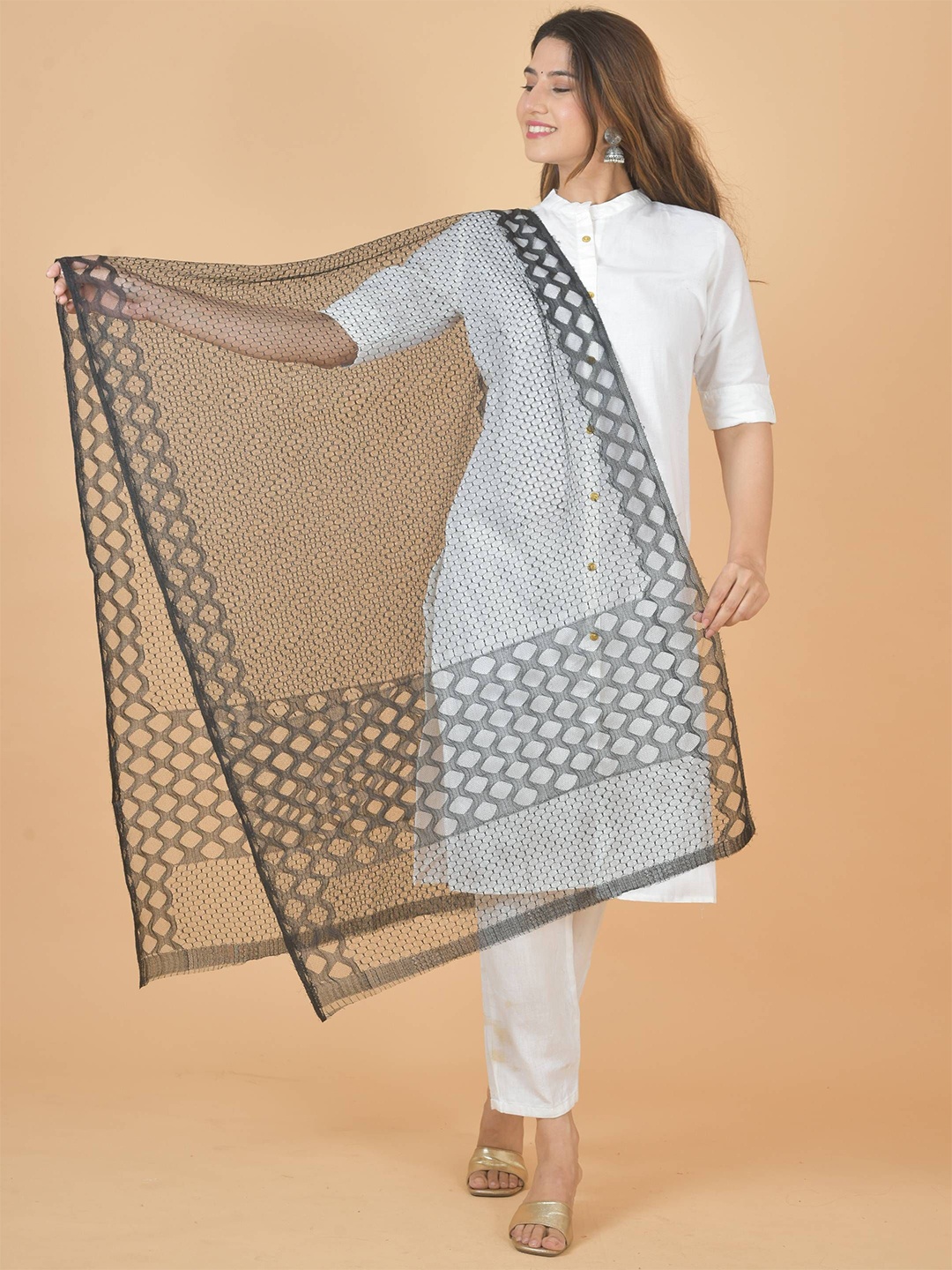 

LA FEMINAE Geometric Woven Design Dupatta, Black