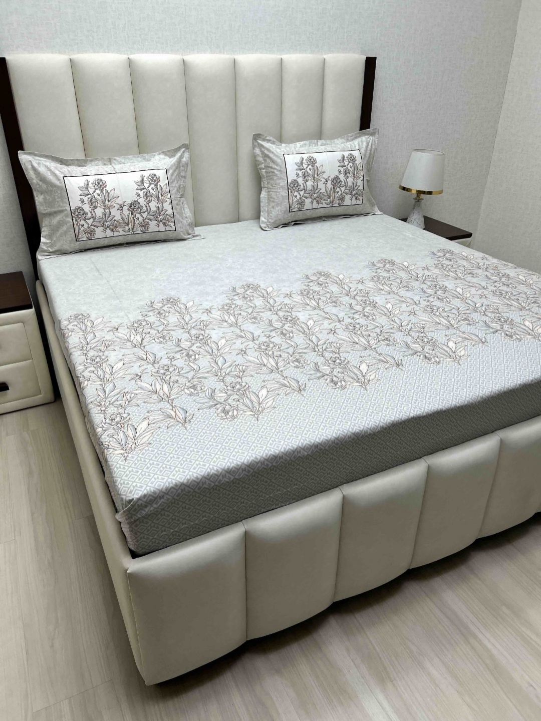 

Pure Decor lifestyle Grey Printed Cotton 350TC King Bedsheet Set 2.74m x 2.74m