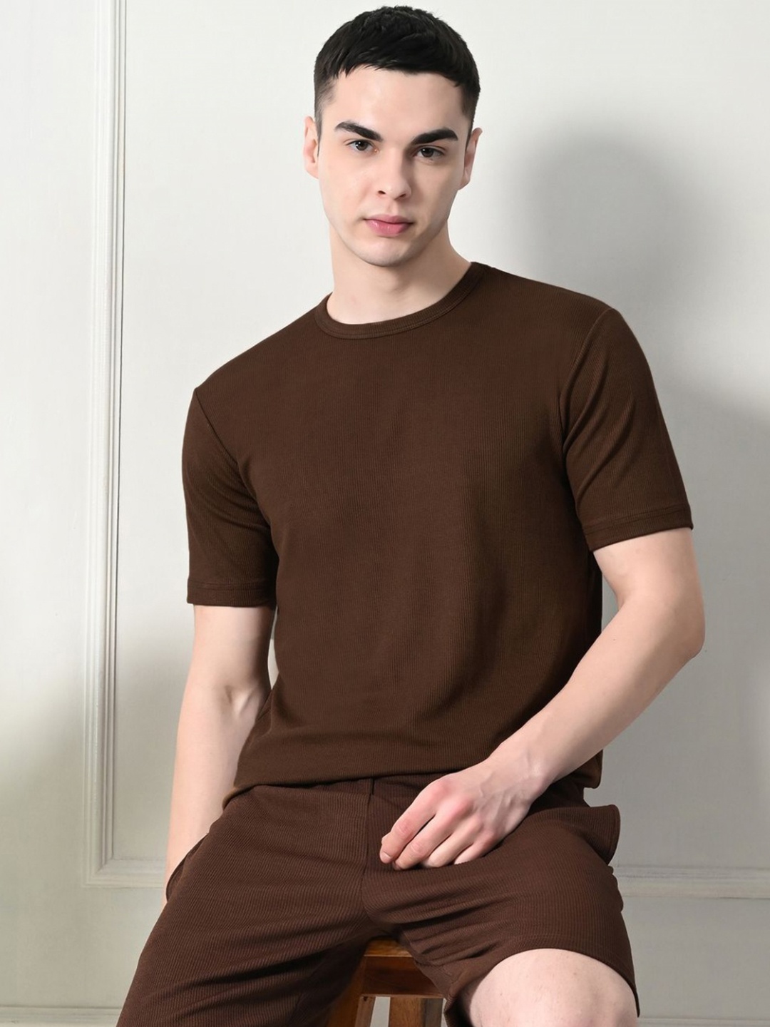 

Moda Rapido Men Solid Round Neck T-shirt, Brown